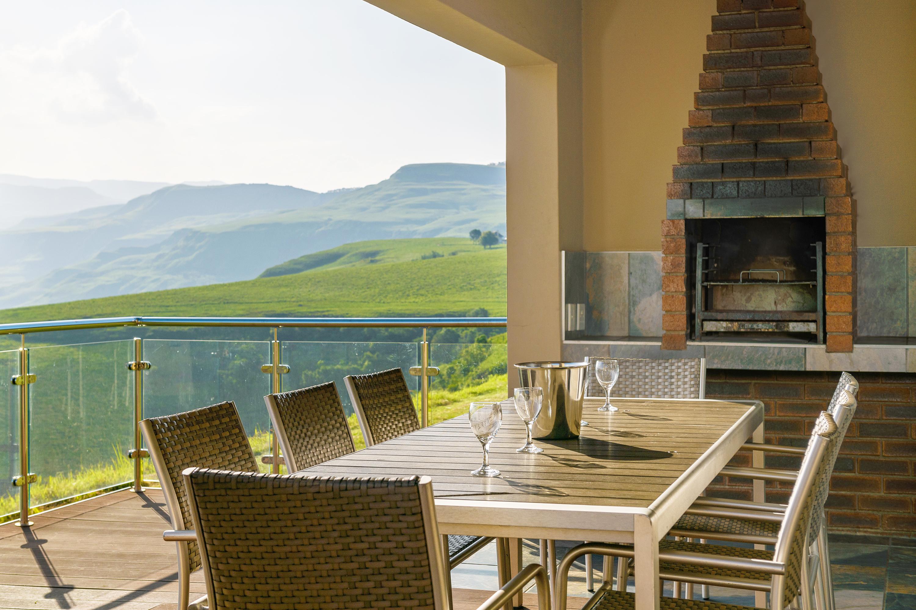 Cayley Mountain Resort Champagne Valley Esterno foto