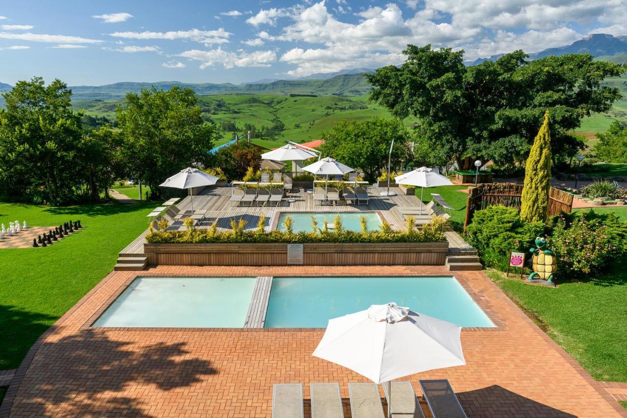 Cayley Mountain Resort Champagne Valley Esterno foto